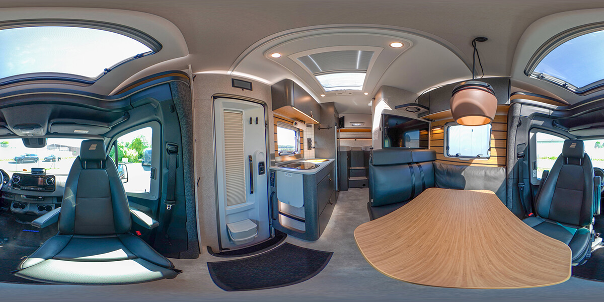 Hymer MLT-580 inside